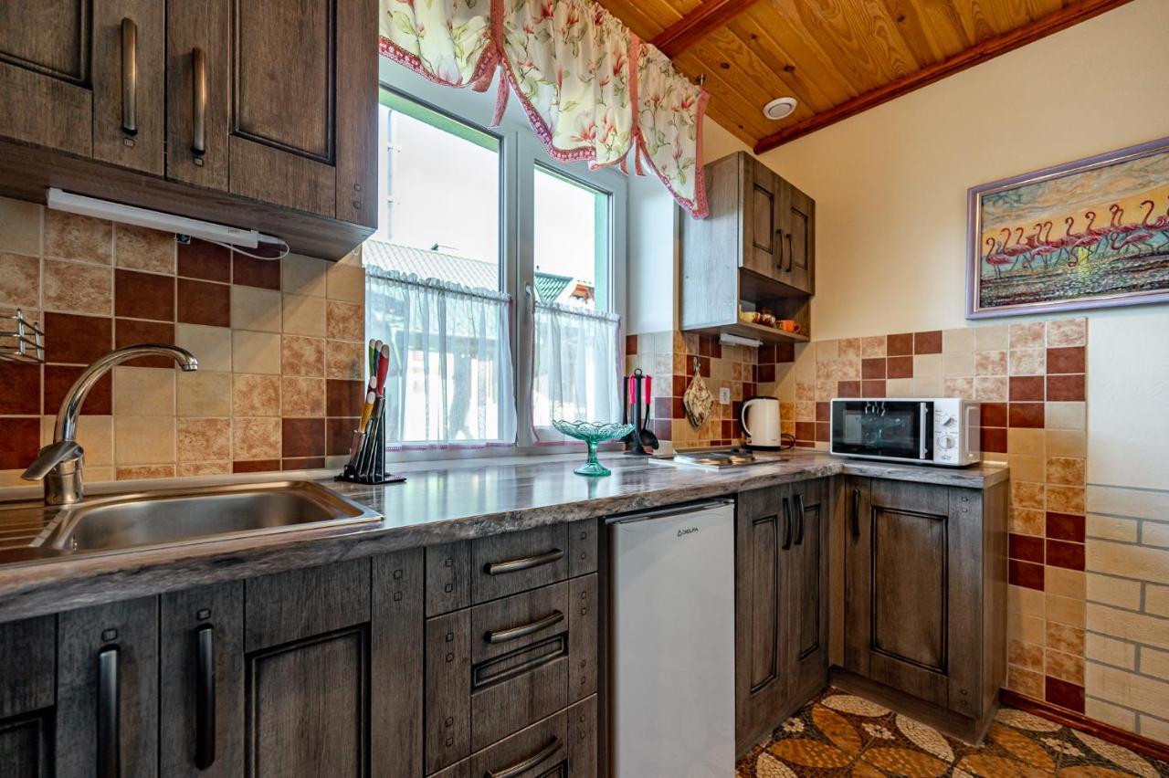 Emerald House Mykulychyn Bagian luar foto