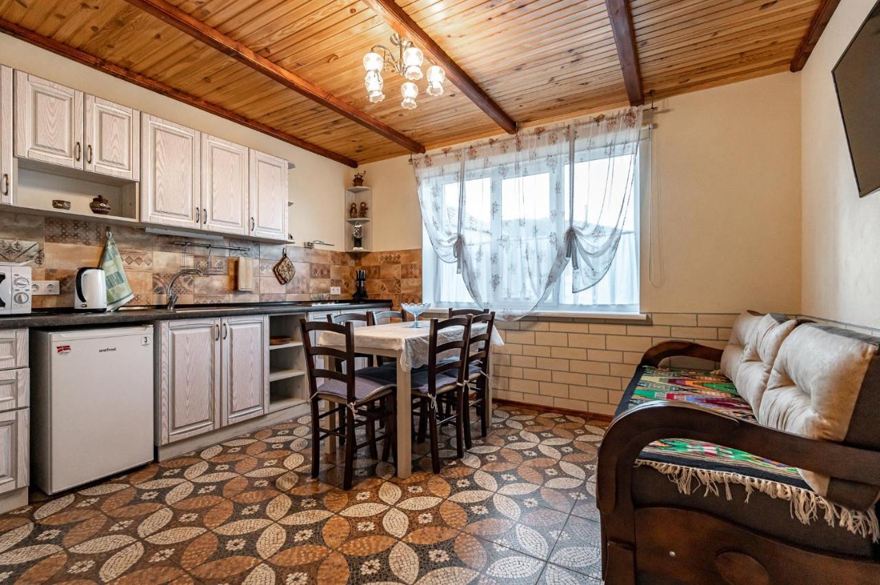 Emerald House Mykulychyn Bagian luar foto