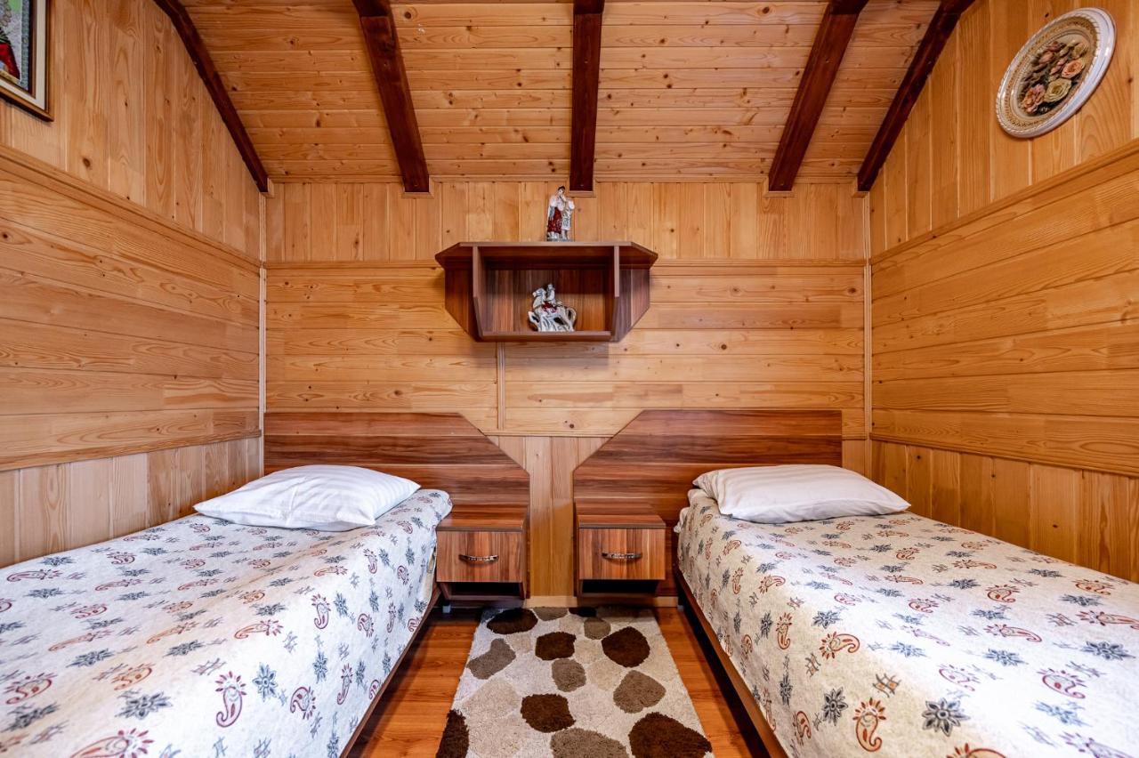 Emerald House Mykulychyn Bagian luar foto