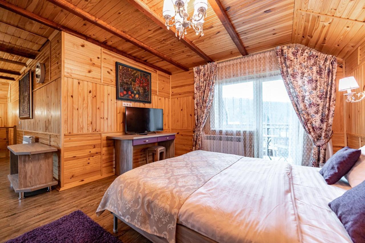 Emerald House Mykulychyn Bagian luar foto