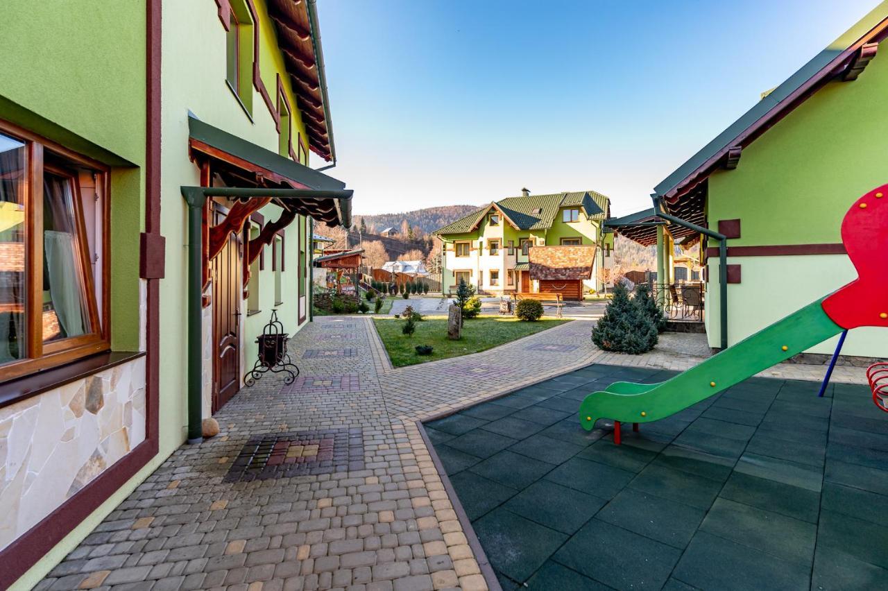Emerald House Mykulychyn Bagian luar foto