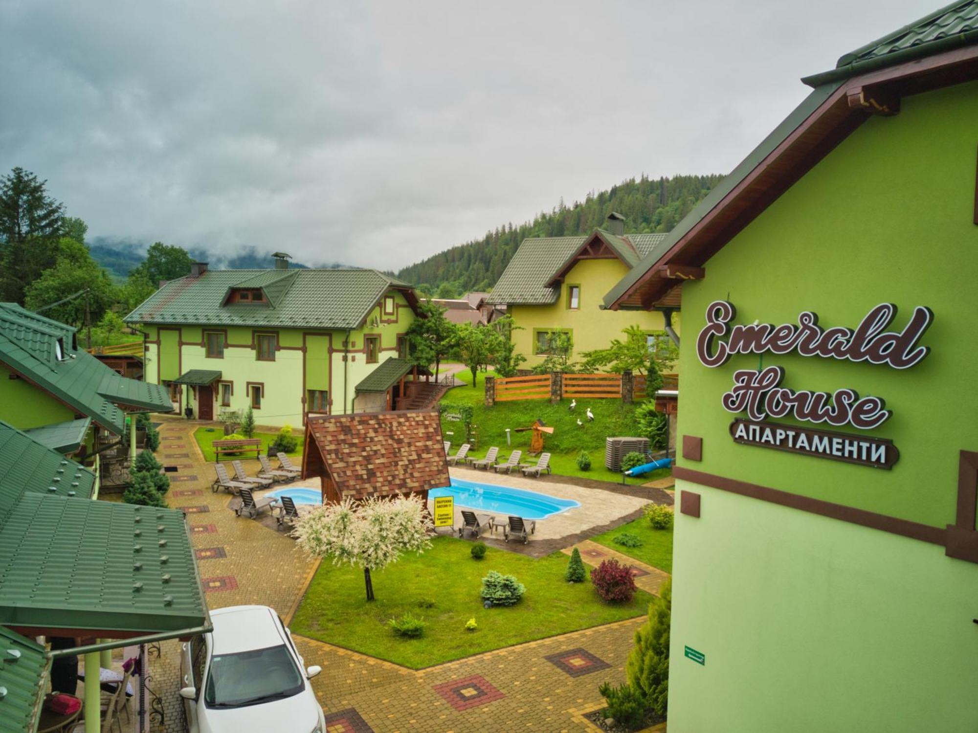 Emerald House Mykulychyn Bagian luar foto