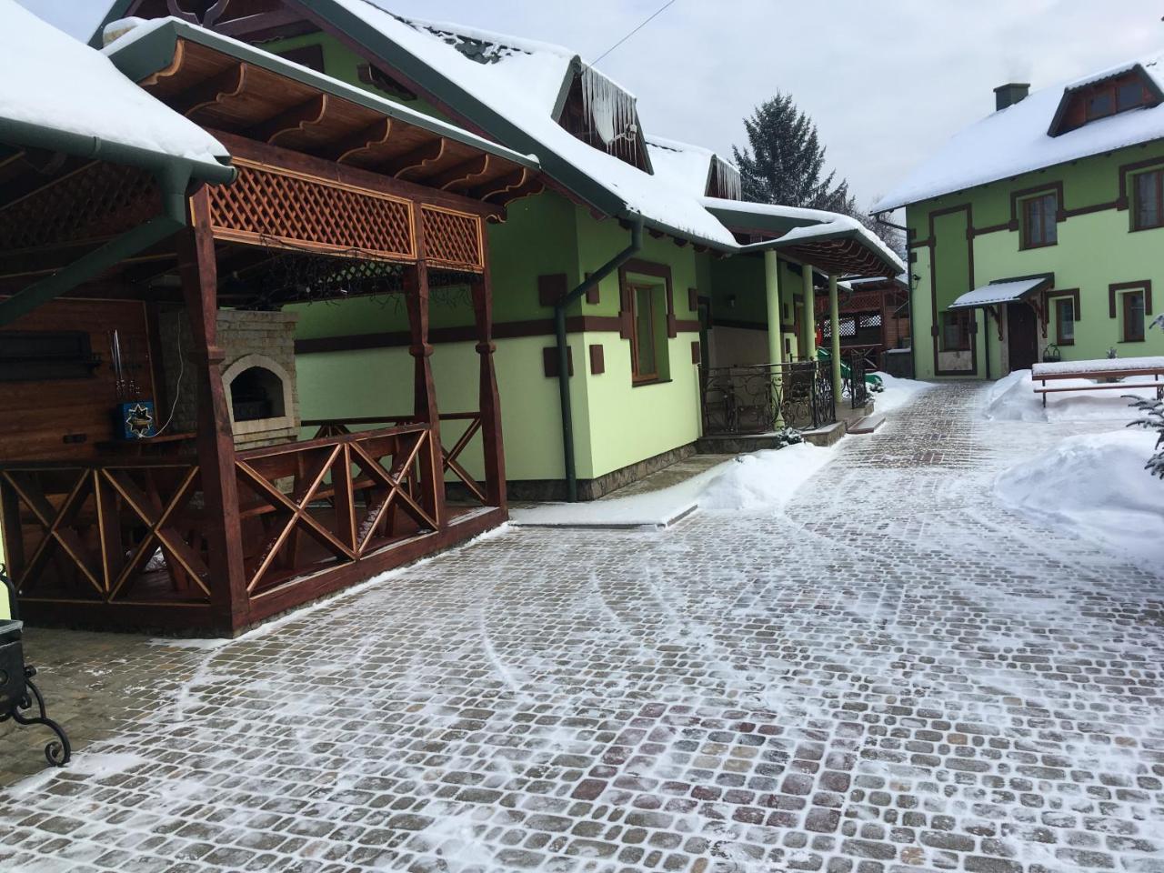 Emerald House Mykulychyn Bagian luar foto